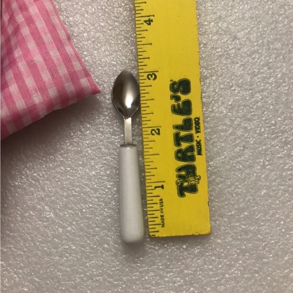 Princess 22 Pcs Porcelain Tea Set for girls - Picture 5 of 7